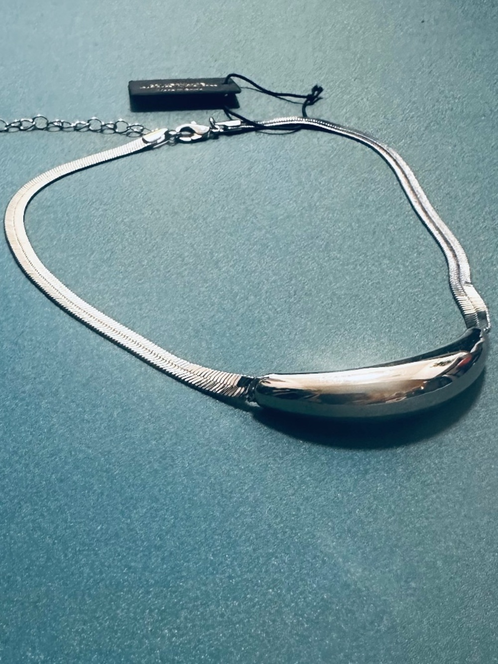 House of Harlow 1960 silver tone herringbone pendant necklace